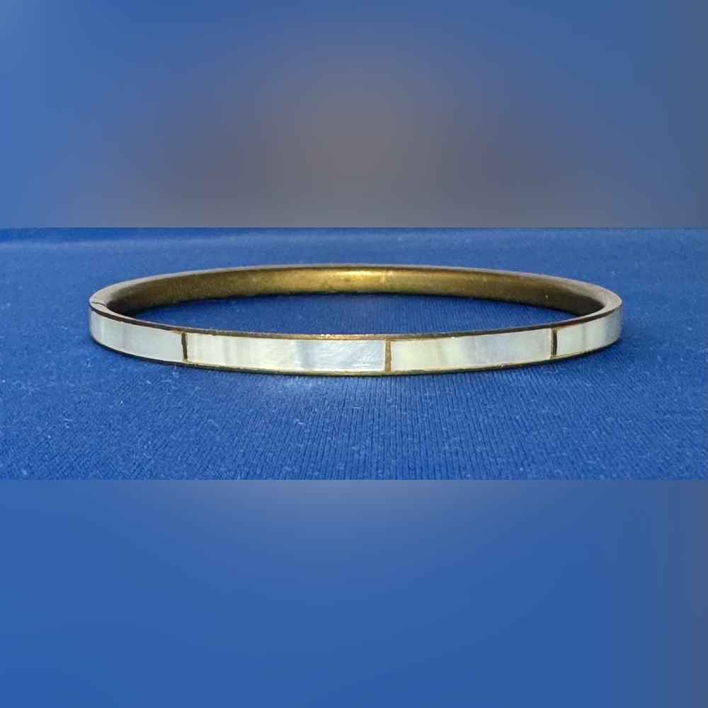 Mother of pearl bangle bracelet